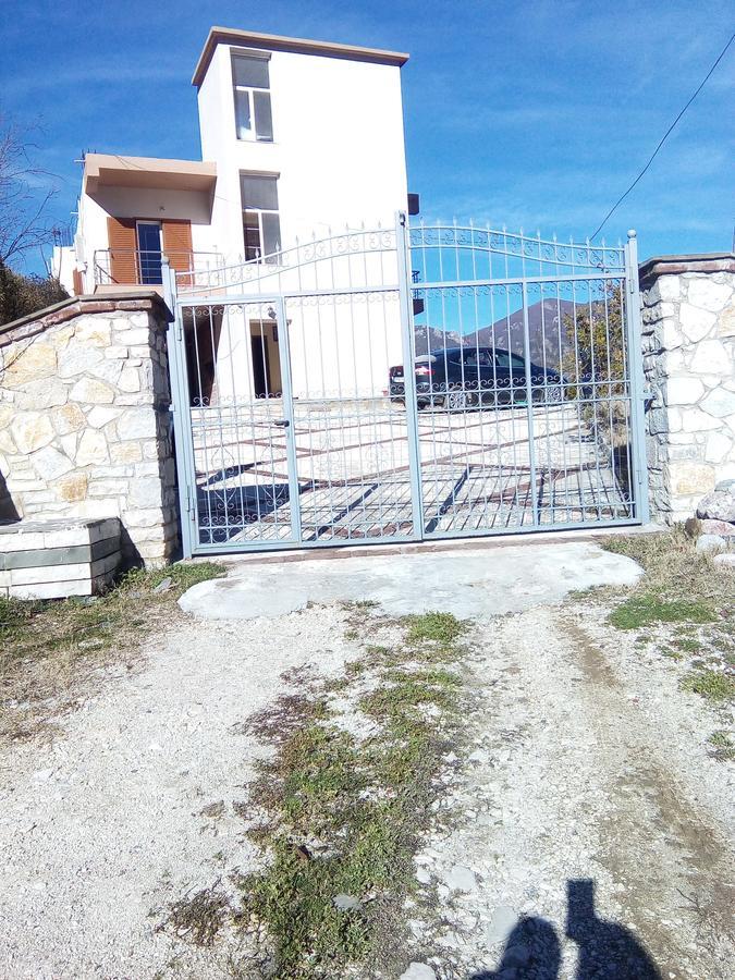 Eagle House Villa Permet Exterior photo